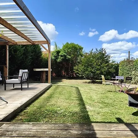 Charmante Maison T3 Avec 2 Et Jardin Clos *