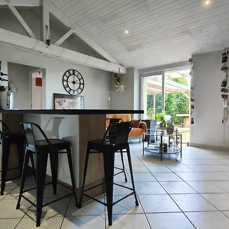 Charmante Maison T3 Avec 2 Et Jardin Clos *