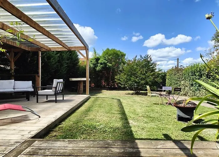 Charmante Maison T3 Avec 2 Et Jardin Clos *